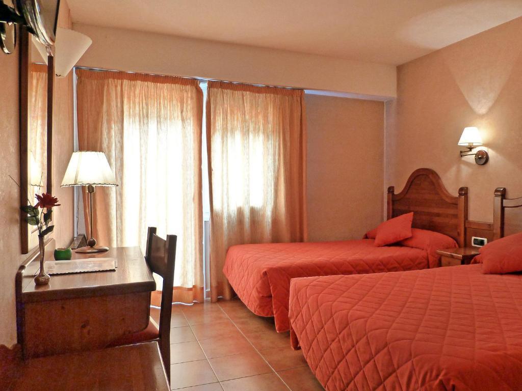 Hotel Bellpi Andorra la Vella Zimmer foto