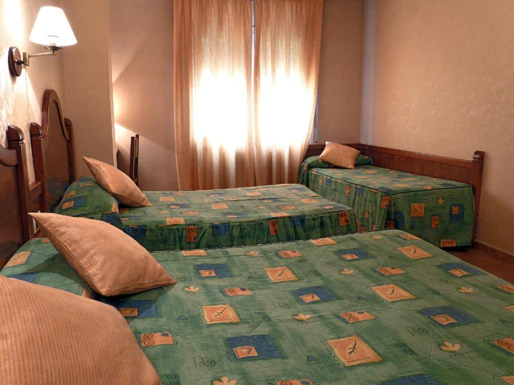 Hotel Bellpi Andorra la Vella Zimmer foto
